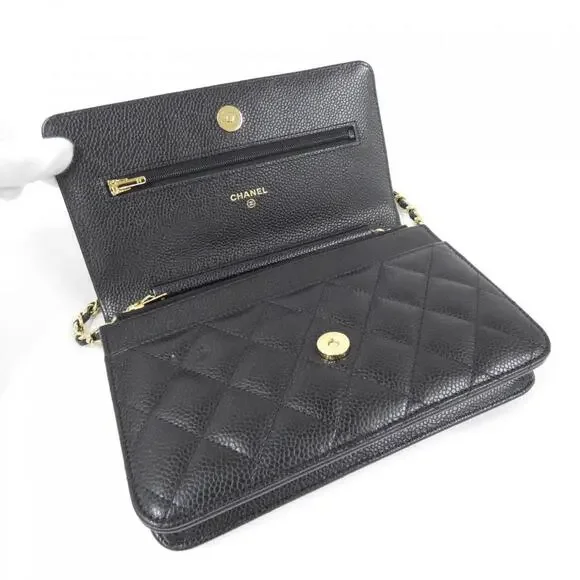 CHANEL Black Wallet - Picture 5 of 7